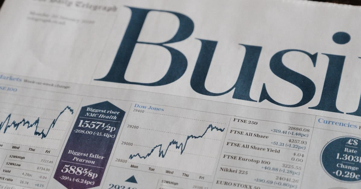 A pie chart visualization of federal IT budget allocations across cybersecurity, cloud, AI, and modernization categories